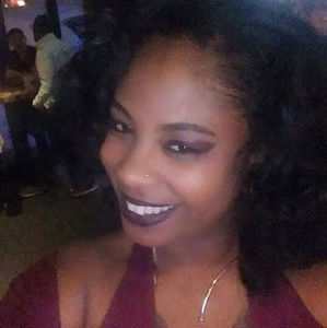 Meet your Posher, Trayia